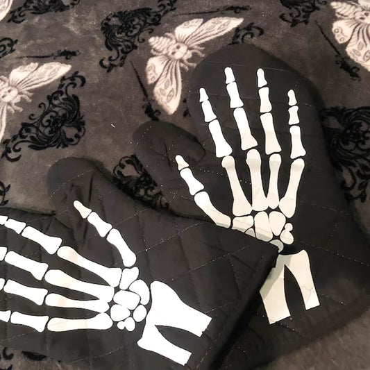 Halloween Horror Oven Mitt